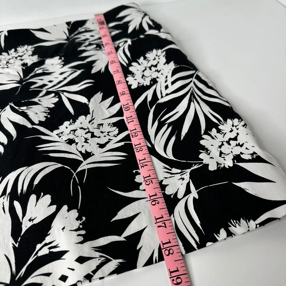 SC & CO Stretch Skort Black White Tropical Floral Palm Pockets Resort Golf Sz XL